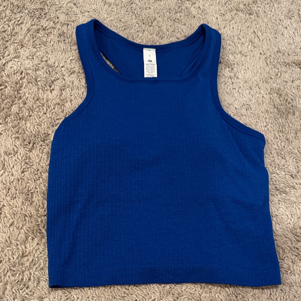 Lululemon Ebb to street tank